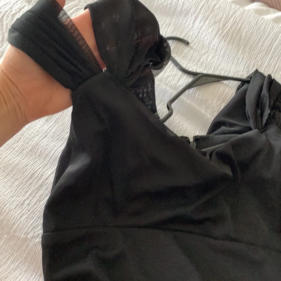 Beautiful black evening gown. Wore once…like new. - Picture 7 of 8